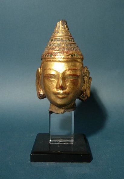 BIRMANIE - THAILANDE Tête de Bouddha. En papier mâché, laquée et dorée. Birmanie,...