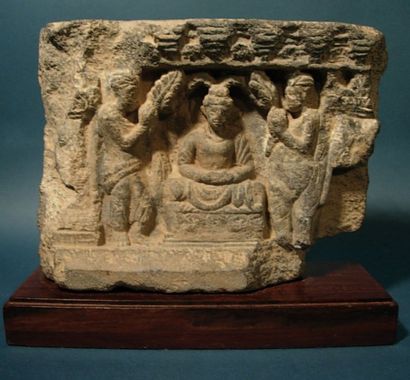 ART GRECO-BOUDDHIQUE DU GANDHARA (Ier - Vème siècle ap. J.C.) Bas-relief représentant...
