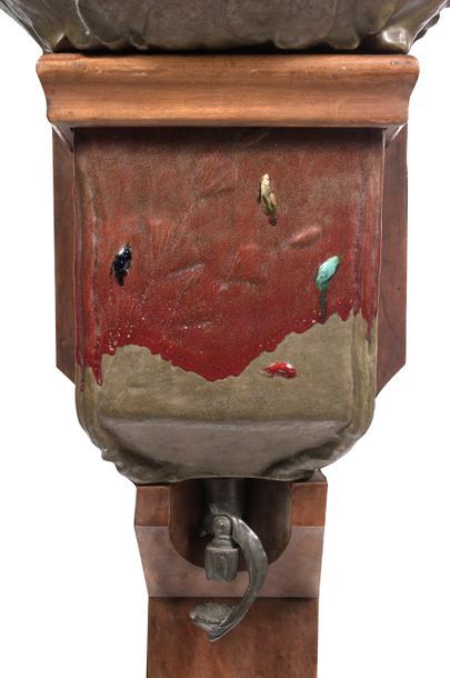 FRANCOIS RUPERT CARABIN (1862-1932) 
Très rare «fontaine-lavabo» à support à découpe...