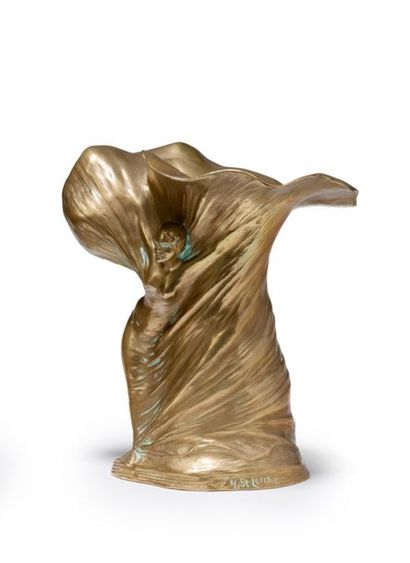 HANS STOLTENBERG-LERCHE (1867-1920) «Métamorphose»
Vase soliflore en bronze à patine...
