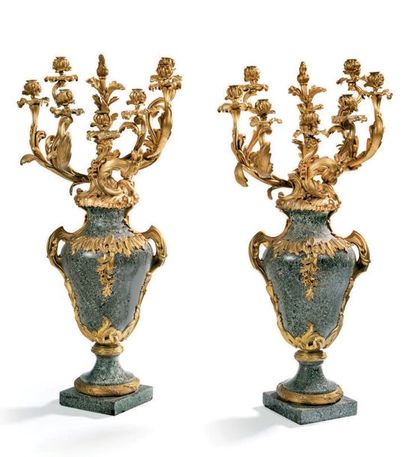 HENRY DASSON 
Paire de vases balustre formant candélabre en granit gris et bronze... Gazette Drouot