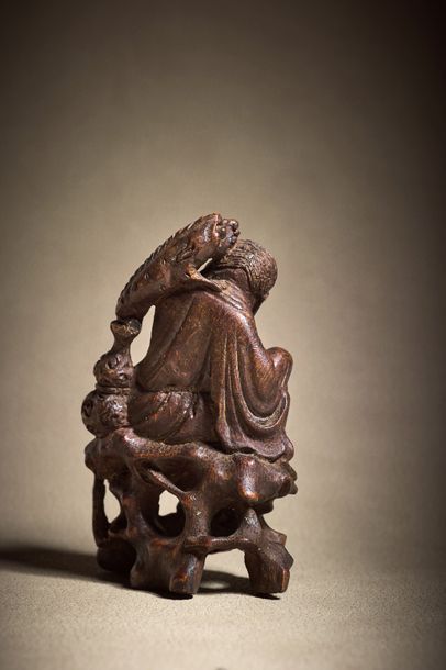 CHINE - XVIIIe siècle Statuette de Liu Hai en bambou sculpté, son crapaud à trois...