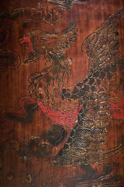 CHINE - EPOQUE KANGXI (1662 - 1722) Porte-pinceaux (bitong) en bois incisé et laqué...