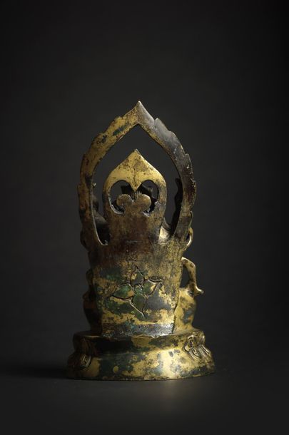 Probablement Xixia - XIIe/XIIIe siècle ● Statuette de Sadaskari en bronze doré assis...