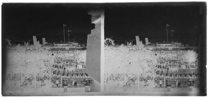 SHANGHAI, HANGZHOU, SUZHOU SHANGHAI, HANGZHOU, SUZHOU - 1920’s
Stereoscopic glass...