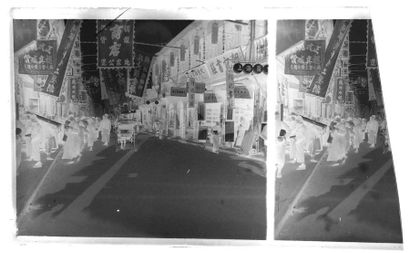 SHANGHAI, HANGZHOU, SUZHOU Suite of approximately 490 stereoscopic negatives, including...