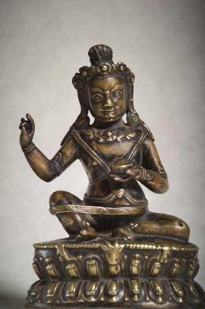 TIBET - XVIe/XVIIe siècle ● Statuette du yogi indien Virupa en laiton, assis sur...