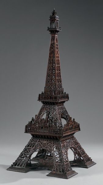null UNIVERSAL EXHIBITION, 1889
EIFFEL TOWER Beautiful model in cut-out wood, stained...
