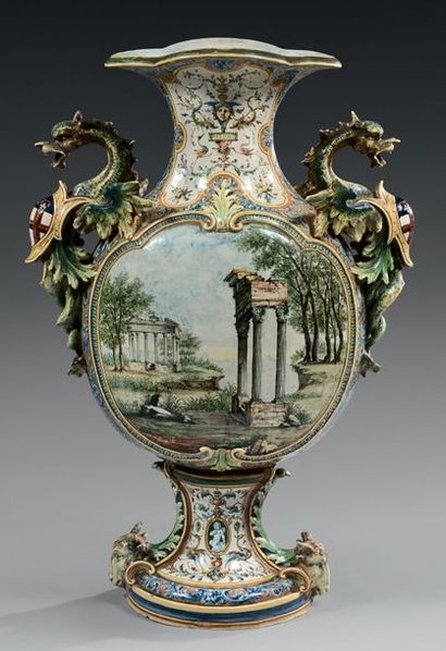 null UNIVERSAL EXHIBITION, 1900
EXCEPTIONAL AND IMPORTANT VASE WORKMAN OF UNIVERSAL...