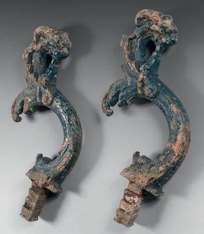 null PAIR OF HUNTER-ROUTS OR CHASSE-MOYEUX
Cast iron, formerly repainted in blue,...