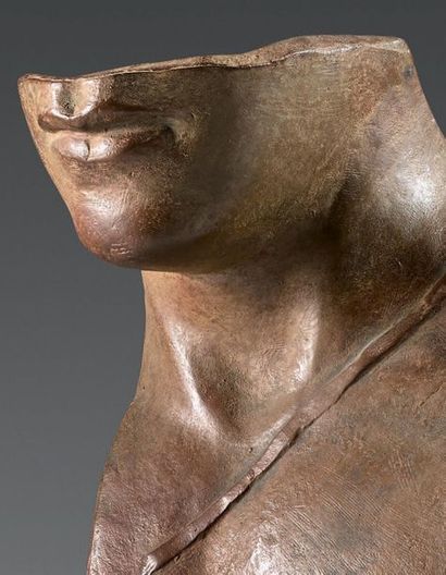 Igor MITORAJ (1944-2014) 
Buste d'Asclépios
Bronze signé en bas à droite, fixé sur...