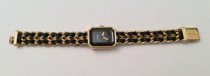 null MONTRE BRACELET DE DAME CHANEL PARIS Métal doré, boîtier octogonal, cadran noir,...