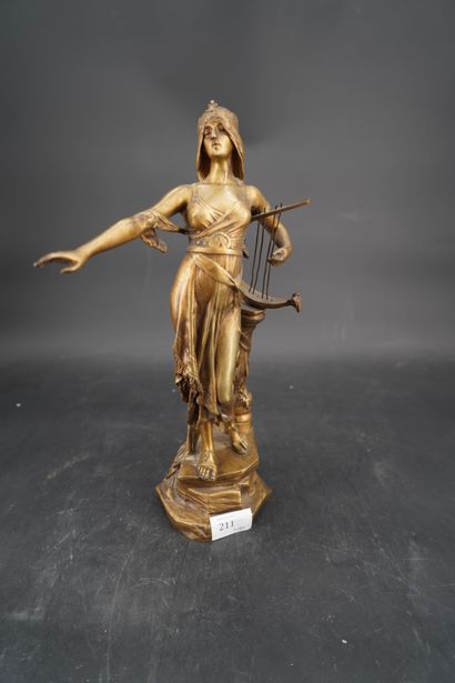null Edouard DROUOT (1859-1945), d'après, Poétesse à la lyre, sujet en bronze doré,...