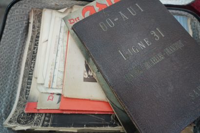 null Cartes d'aviation, revues allemandes et américaines, circa 1940. Numéros du...