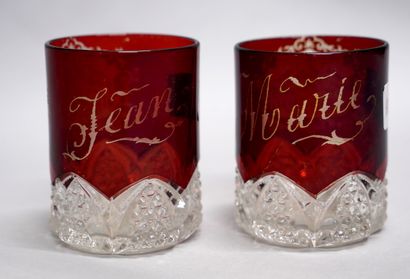 null PAIR OF LITRON GLASSES, WORLD EXHIBITION, PARIS 1900

Red and white lined glasses,...