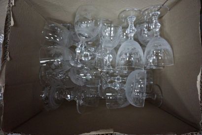 null Important set of glasses including water glasses, wine glasses, champagne flutes...