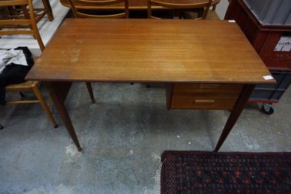null Small desk with a rectangular top opening by a two drawer pedestal and resting...