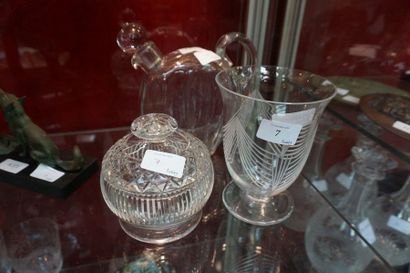 null BACCARAT, small engraved glass vase, carafe and candy box in cut crystal.