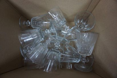null Parts of glassware services in cut crystal, stylized pineapple model and paneled...