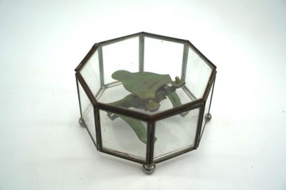 GÉRARD CYNE (1923-2006) Grenouille
Sculpture en pièces métalliques, dans une boite...
