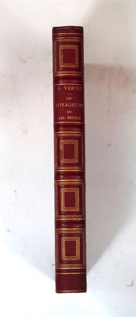 Jules VERNE Les Voyageurs du XIXe siècle.Paris, J. Hetzel et Cie, s. d. 。[1880].红色半旗袍，书脊装饰，镀金边缘（时期装订）。
第一版，大8开本。Léon...
