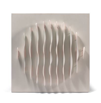MARTHA RODRIGUEZ (née en 1956) Geometria organica en cinq couleurs, 2012
浮雕混合媒体，木材，丙烯酸，清漆，聚氯乙烯。
60...