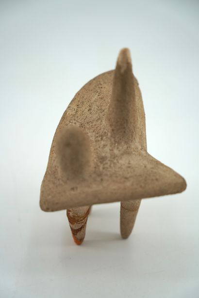 GÉRARD CYNE (1923-2006) 抽象构图
雕刻的石头。
13 x 10厘米。