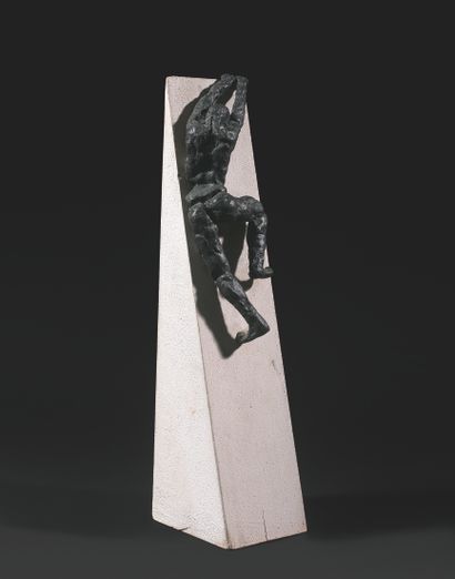 Marina DONATI (Née en 1936) L'escalade, 1984
Épreuve en bronze patiné et bois peint,...