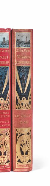 Jules VERNE 
金色的火山。巴黎，Hetzel收藏馆，未注明 [1906]。[1906].多色板，鎏金边缘。

第一版，大八开；第一板，ROUX的插图，包括12张彩图。

一个良好的副本。(Jauzac,...