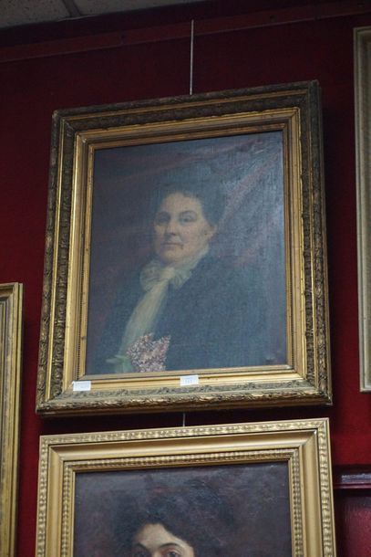 null Ecole française début du XXe siècle, trois portraits de femmes, huile sur t...