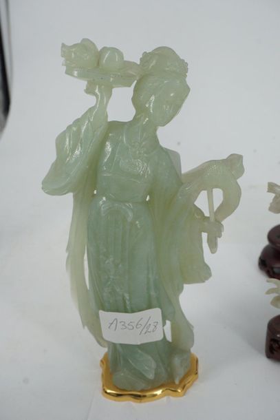 null Meeting of Asian subjects in hard stone: elegant in nephrite, elegant in tiger's...