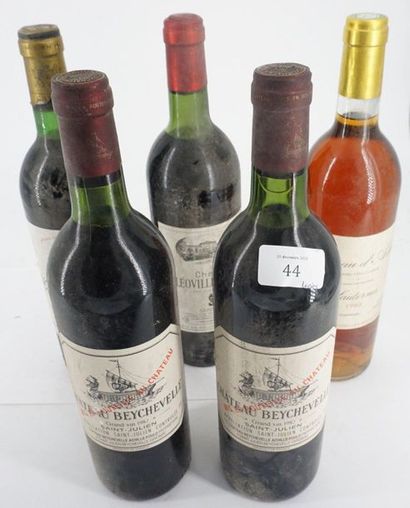 null Réunion de bouteilles de vin Château Beychevelle 1982 Saint-Julien (2 bouteilles),...