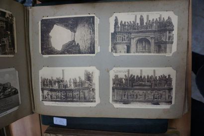 null Réunion de photographies et cartes postales anciennes : le Mont Saint-Michel,...