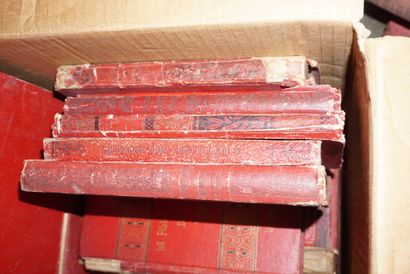 null Ensemble de récompenses scolaires, plus de 20 volumes en percaline rouge éditions...