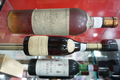 null 1 bouteille de MONBAZILLAC 1947 E.GOUY, bas col, étiquette et capsule tachées....