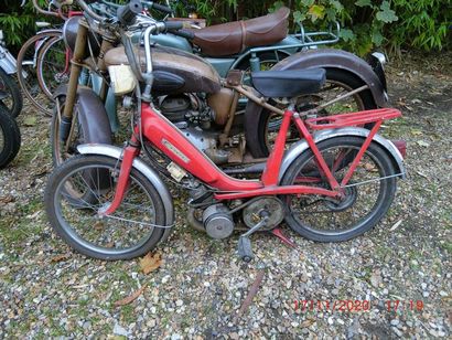 null Motorcycle Caddy, moped, 49.9cc.

Serial number: 97465778.

No registration....