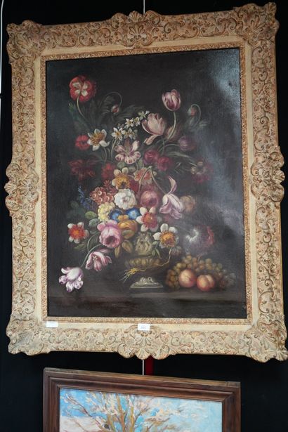 null Ecole du XIXe siècle dans le goût du XVIIe siècle, bouquet de fleurs, huile...
