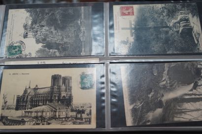 null Album de cartes postales anciennes (environ 50) et lot de cartes postales en...