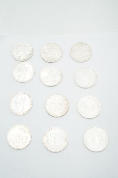 null LOT de 12 Pièces d'argent 100 frs 1 Pièce ARGENT: Réunion de pièces de 100 francs...