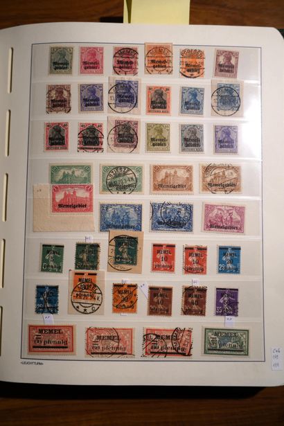 null 
FRENCH ZONE、SAAR、MEMEL 1910/1960年发行的邮票：集邮册中收录了一些新邮和取消的邮票，以及一些信件。

照片只反映了这个...