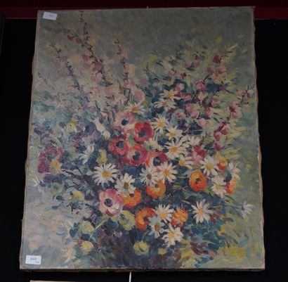null Suzanne RIVET (XXe), bouquet de fleurs, huile sur toile, 72,5 x 60 cm.