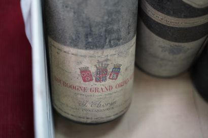 null 1 BOUTEILLE, Bourgogne Grand Ordinaire, J. Thorin, 1959, bas niveau ; 1 BOUTEILLE,...