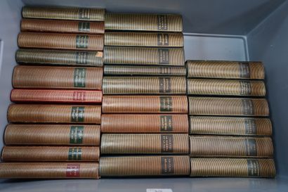 null 23 volumes de la collection Pléiades. Usures