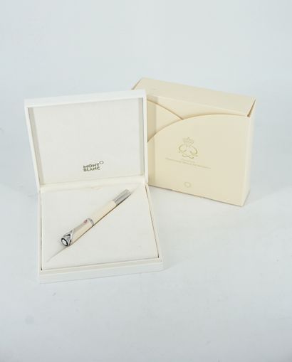 null MONTBLANC GRACE DE MONACO IVOIRE Stylo plume de la collection Diva en hommage...