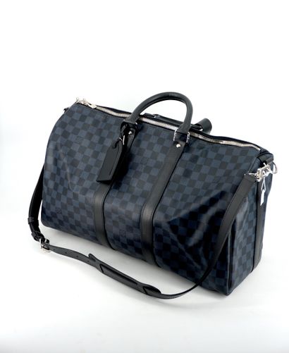 null Louis Vuitton Sac Keepall 45 cm à bandoulière en toile monogram éclipse avec...