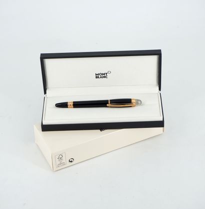 null MONTBLANC STARWALKER RESINE Stylo roller de la collection Starwalker. Résine...