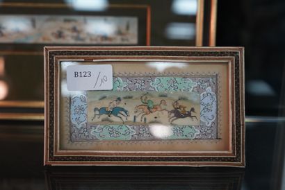 null Deux miniatures persanes, l'une figurant une scène de chasse, l'autre figurant...