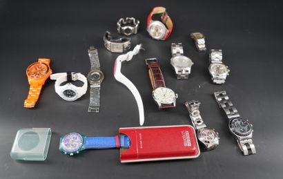 null Lot de montres pour homme et femme comprenant : 8 montres de marque SWATCH,...