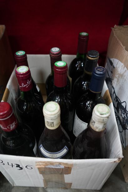 null Lot de 10 bouteilles de vin, dont château Destieux 1982 et 1983.
