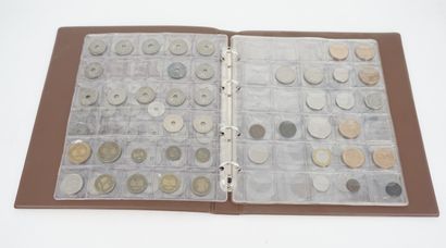 null Collection de monnaies anciennes françaises et étrangères (Italie, Hong-Kong,...